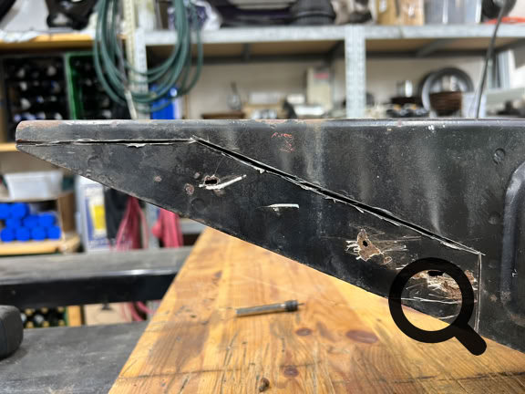 Rahmenheck links durchgerostet