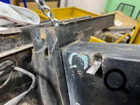 Blechlaschen für Kabelbaum erneuert