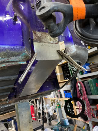 Reparaturblech geheftet