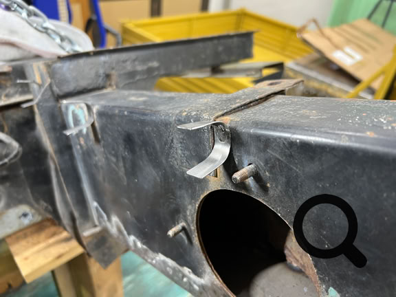 Blechlaschen für Kabelbaum erneuert