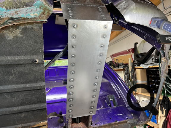 Reparaturblech geheftet